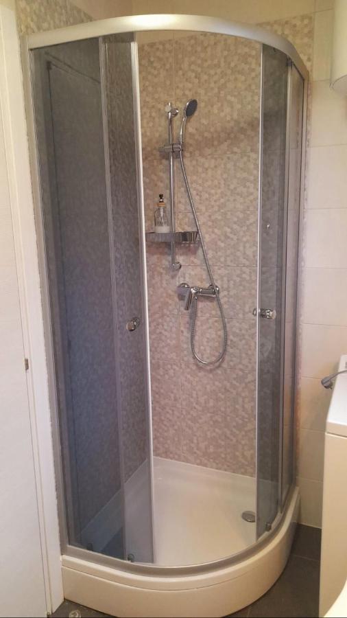 Apartman Diana,Free Parking プーラ エクステリア 写真